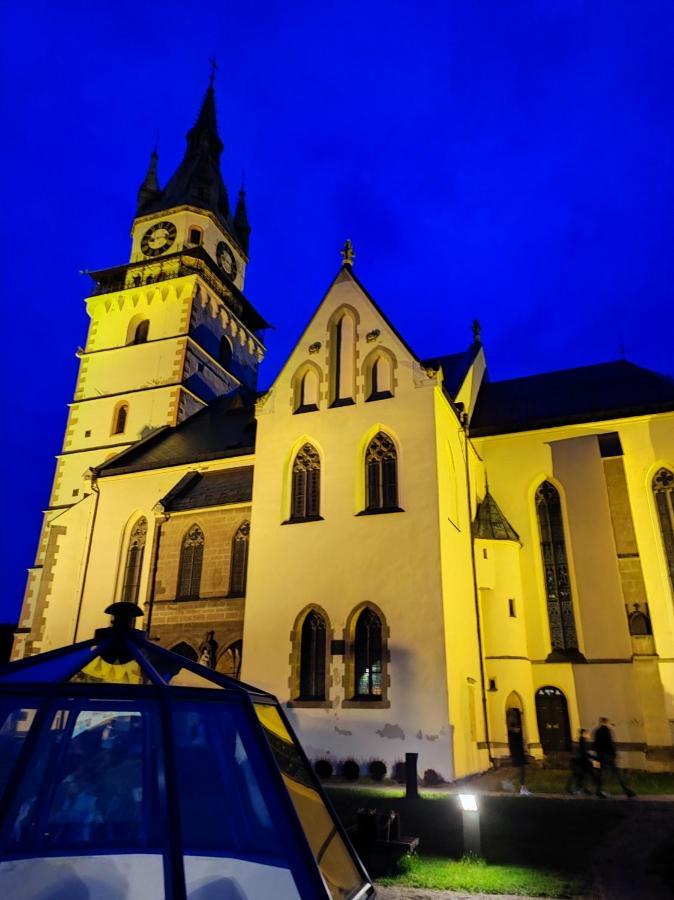 Апартаменты Krizkov Dom Кремница Экстерьер фото